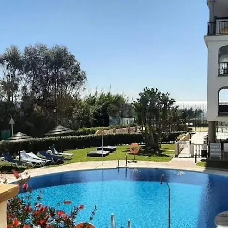 Marina De La Duquesa Apartment